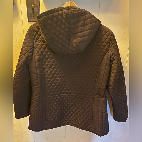 Quilted winter jacket. - Picture 3 of 3